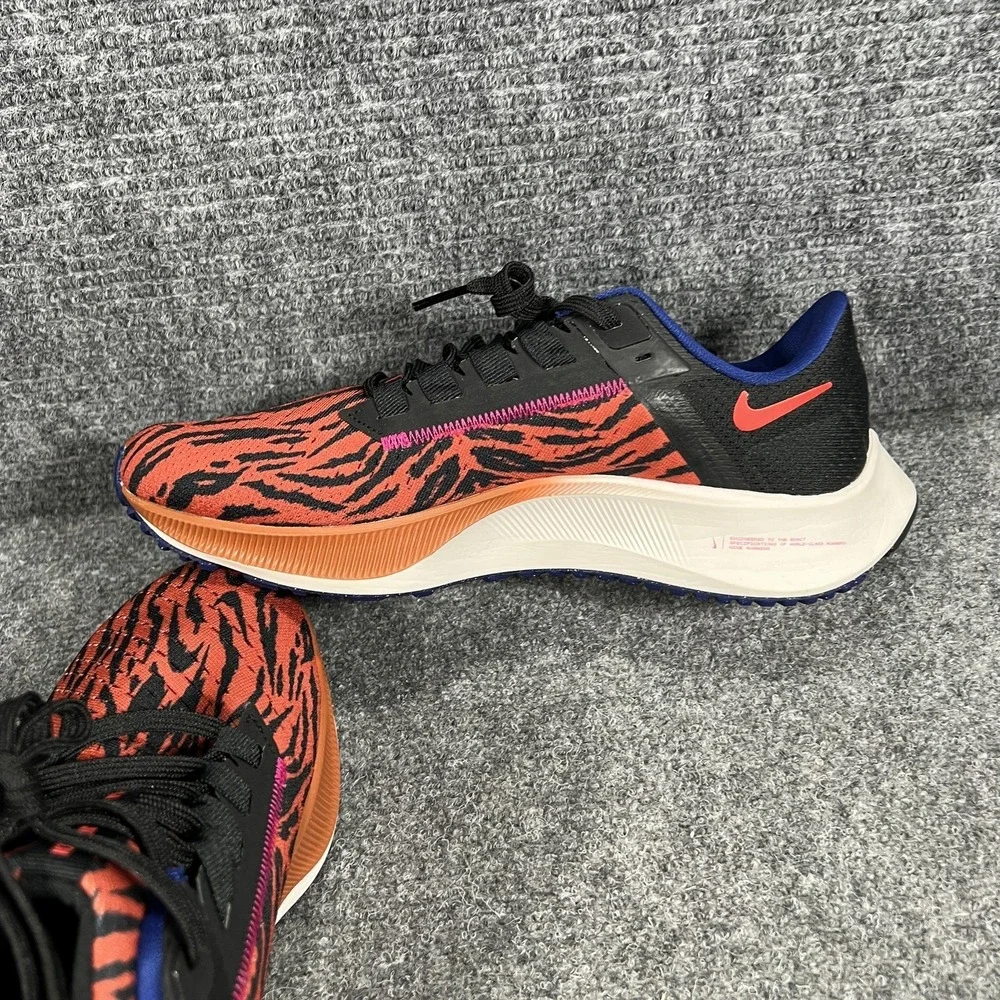 Nike Air Zoom Pegasus 38 Shoes‎ Womens Size 9 Running Tiger Print DQ7650-800
